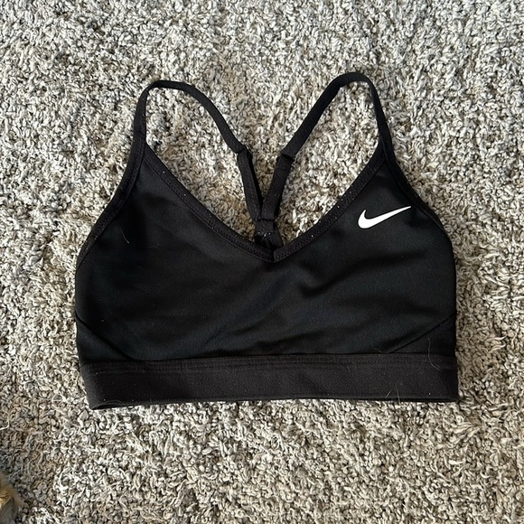 Nike Sports Bra Bundle - Picture 2 of 7